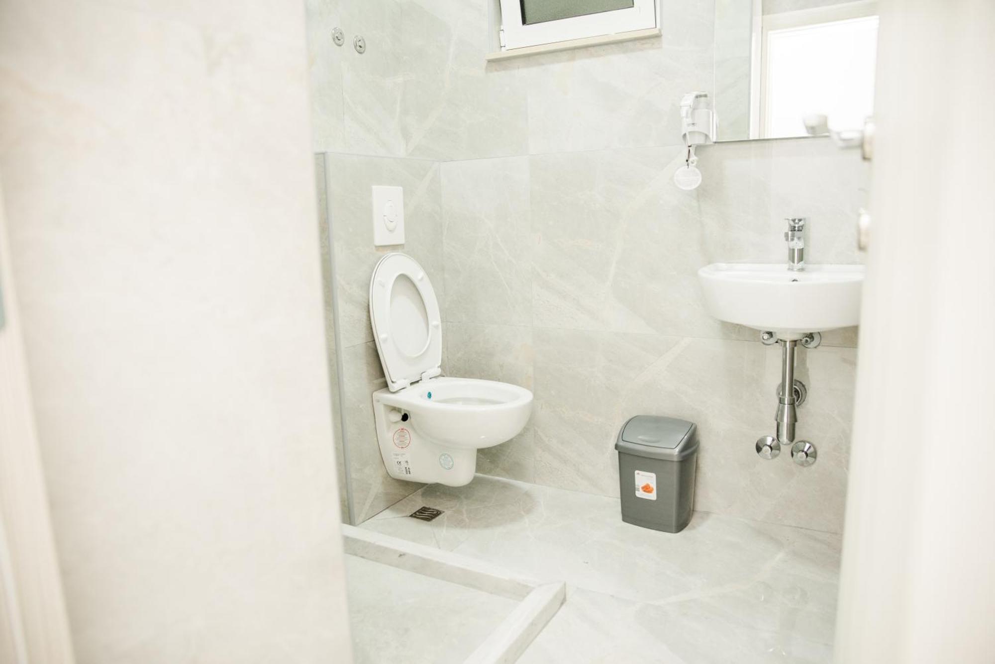 M&H Apartments Ulcinj Rum bild